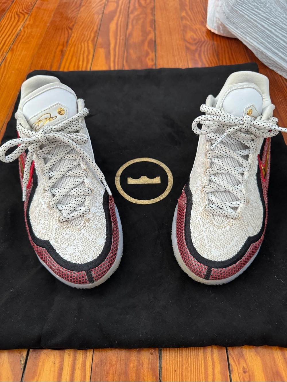 Nike LeBron Low-Top Sneakers in Cream, Red & Black